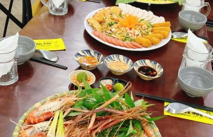 THIÊN ĐƯỜNG HẢI SẢN BÌNH DÂN CHO TÍN ĐỒ MÊ ỐC